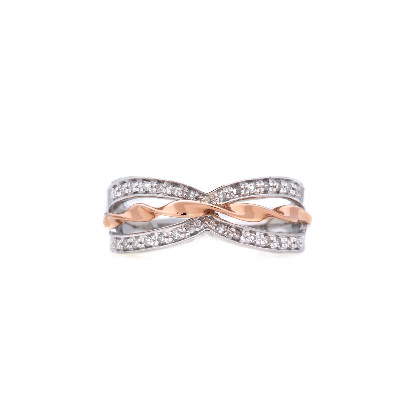 Two_tone diamond ring